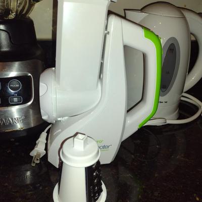Collection of Small Appliances- Electric Kettle, Blender, Salad Shooter