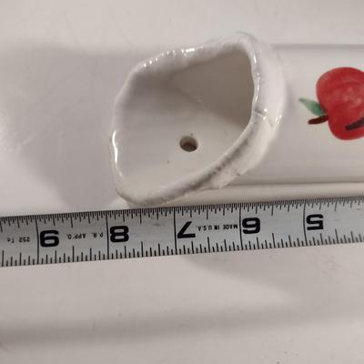 Pushaw Pond Pottery Wall Pocket with Apple Design- Approx 8" x 3"