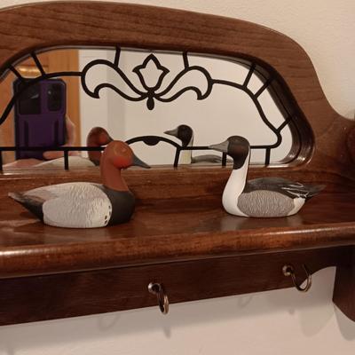 WALL HUNG MIRRORED SHELF AND 2 RESIN AVON DUCKS