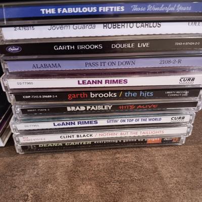 COUNTRY AND FIFTIES MUSIC ON CD