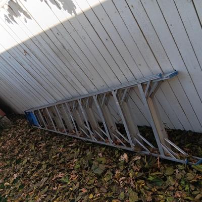 WERNER 10 FOOT ALUMINUM LADDER