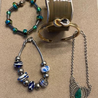 5 unique bracelets