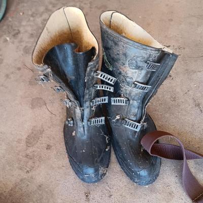 WALLS BLIZZARD PRUF INSULATED COVERALLS AND LACROSSE GALOSHES
