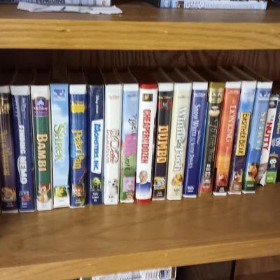 CHILDREN'S MOVIES ON VHS