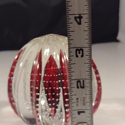 Vintage Monte Dunlavy Art Glass Controlled Bubble Red Ribbed Paperweight- Approx 3 1/2" Tall