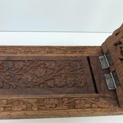 Adjustable Vintage Carved Wooden Book Holder Foldable Sides