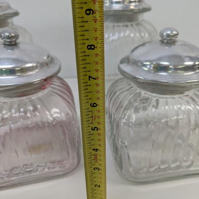 Old Time Pottery Set Of 4 Glass Canisters With Lids