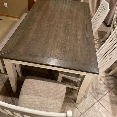 Hom furniture dining room table, 4 chairs and bench
