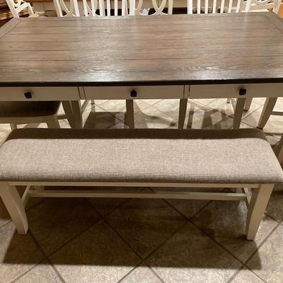 Hom furniture dining room table, 4 chairs and bench