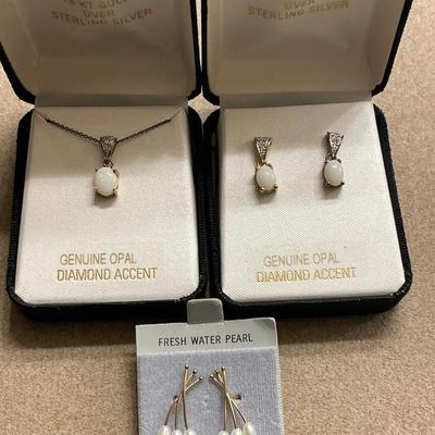 Genuine Opal and fresh water pearl jewelry