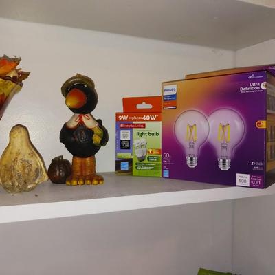 LARGE FRUIT BOWL, PILLAR CANDLE AND LIGHT BULBS