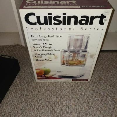 CUISINART PROFESSIONAL FOOD PROCESSOR
