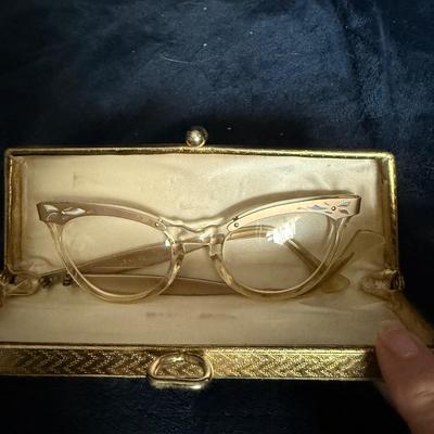 Vintage eyeglass case