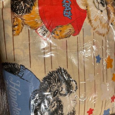 Vintage Shirt Tales twin sheet set