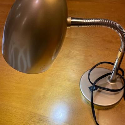 2 lamps