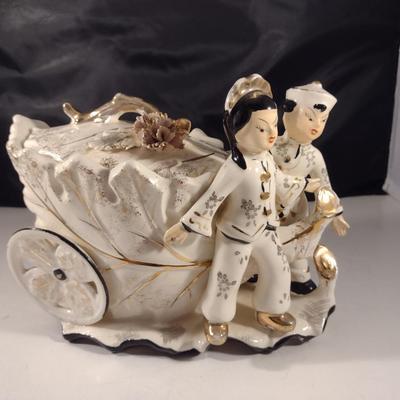 Painted Ceramic Asian Design Storage Jar with Lid