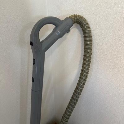 ELECTROLUX EPIC 6500 SR CANISTER VACUUM