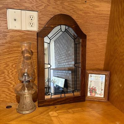 WALL MIRROR, OIL LAMP AND SMALL FRAMED PICTURE W/WORDS