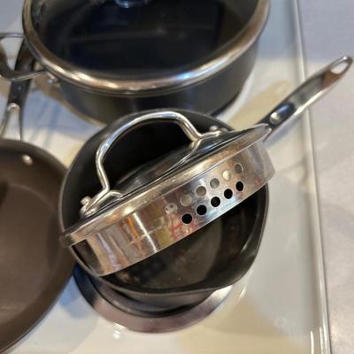 NICE SET OF COOKWARE