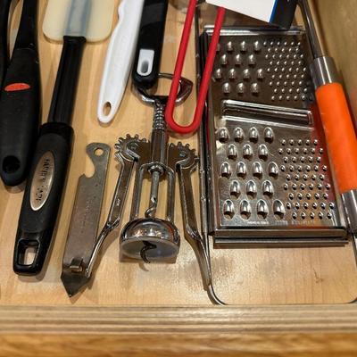 KITCHEN UTENSILS