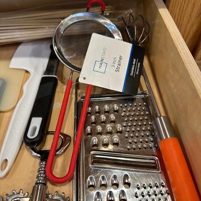 KITCHEN UTENSILS