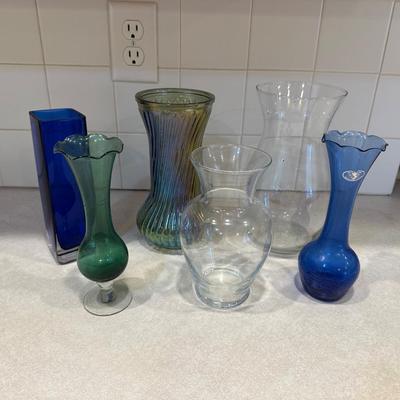 VARIETY OF VASES