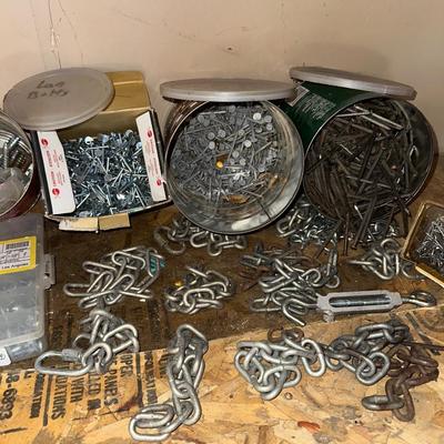 ASSORTMENT OF HARDWARE