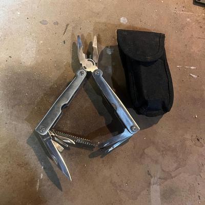 Leatherman Multi-Tool, Flashlights & More (B1-MG)