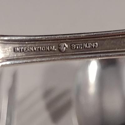 International Sterling Silver Silverware with Wooden Storage Box- Approx Weight 1,941 Grams
