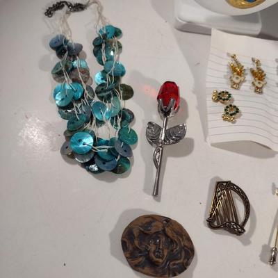 Collection of Fashion Jewelry (#3)