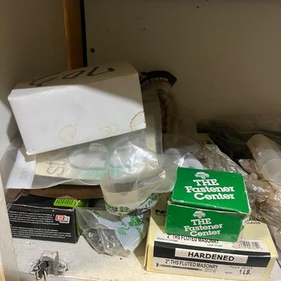 Hardware & More (B1-MG)