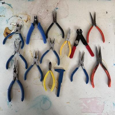 Jewelry Making, Crafting & More (S-MK)