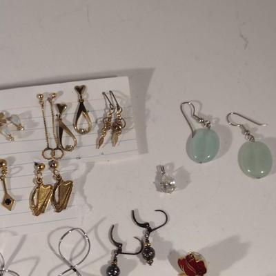 Assorted Jewelry- Earrings, Pendants, Necklaces (#11)