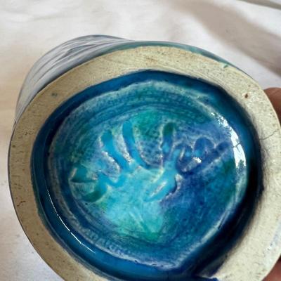 Collection of Pottery Mugs (K-RG)