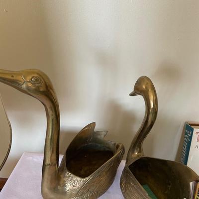 4 Brass birds