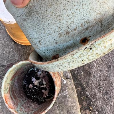 Pottery Birdhouse Plus Plant Pots (Y-RG)