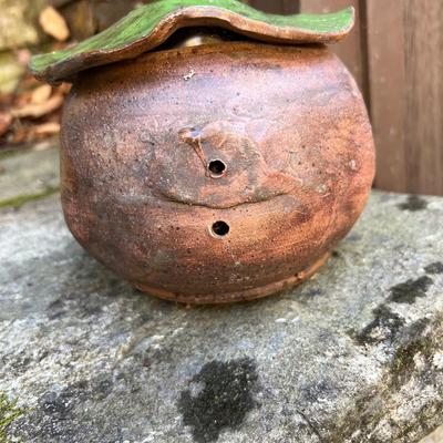 Pottery Birdhouse Plus Plant Pots (Y-RG)