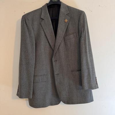Men’s Dress Coats, Pants, and Ties - Sizes L-XL (O-DZ)