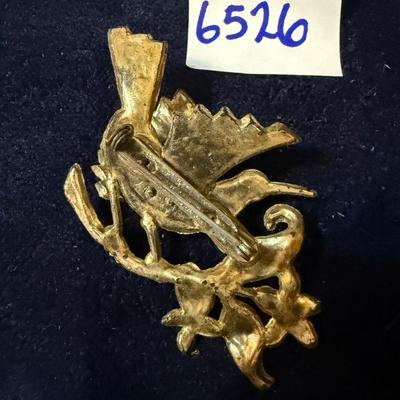 Hummingbird broach