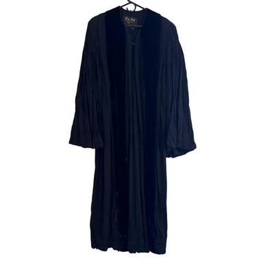 Clergy Robes and Toles - Size Large (O-DZ)