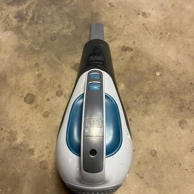 Hoover Carpet Cleaner & Black & Decker Cordless Vacuum (B1-MG)