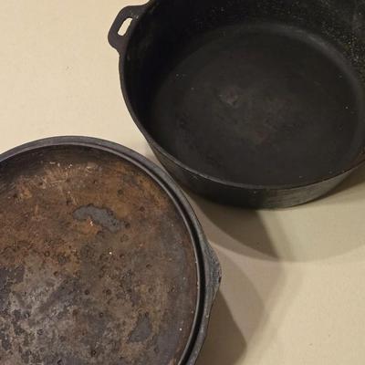 Vintage Cast Iron Chicken Fryer