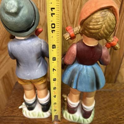 Boy & girl figures