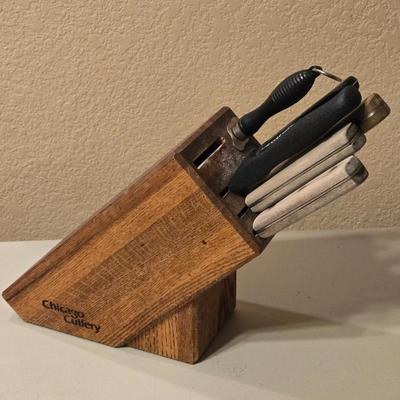 Wood Cutting Board and Knife Block with Mixed Knives