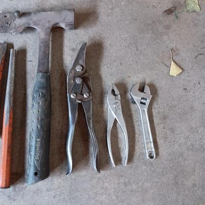 VARIOUS HAND TOOLS