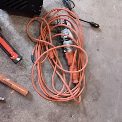 BOTTLE JACK, 4 WAY LUG WRENCH, CAR HEATER/FAN, TROUBLE LIGHT, MORE