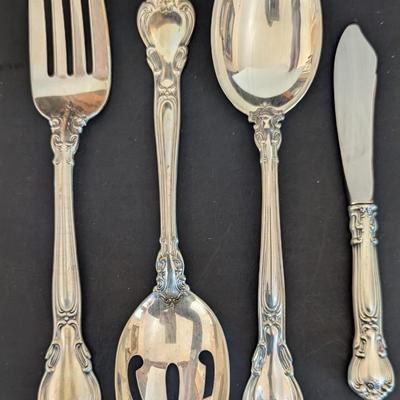 36 piece set of Chantilly Sterling silver flatware by Gorham No Monos