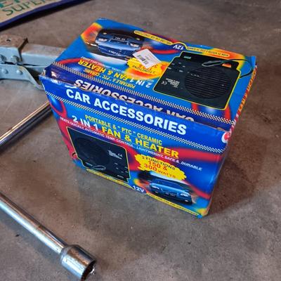CAR JACK, 4WAY LUG WRENCH AND NEW AAUTO HEATER/FAN