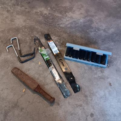 NEW DEEP IMPACT SOCKET SET, WEDGE, NEW LAWN MOWER BLADES
