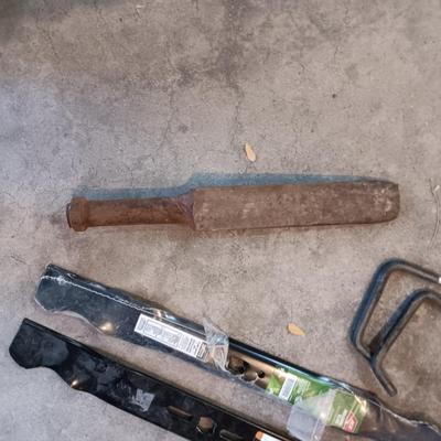 NEW DEEP IMPACT SOCKET SET, WEDGE, NEW LAWN MOWER BLADES
